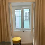 Apartment Stylish Renovated In Chiado *