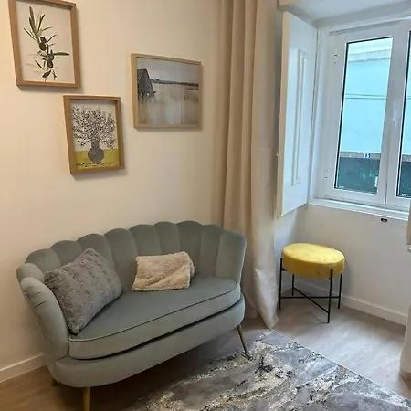 아파트 Stylish Renovated In Chiado 리스본